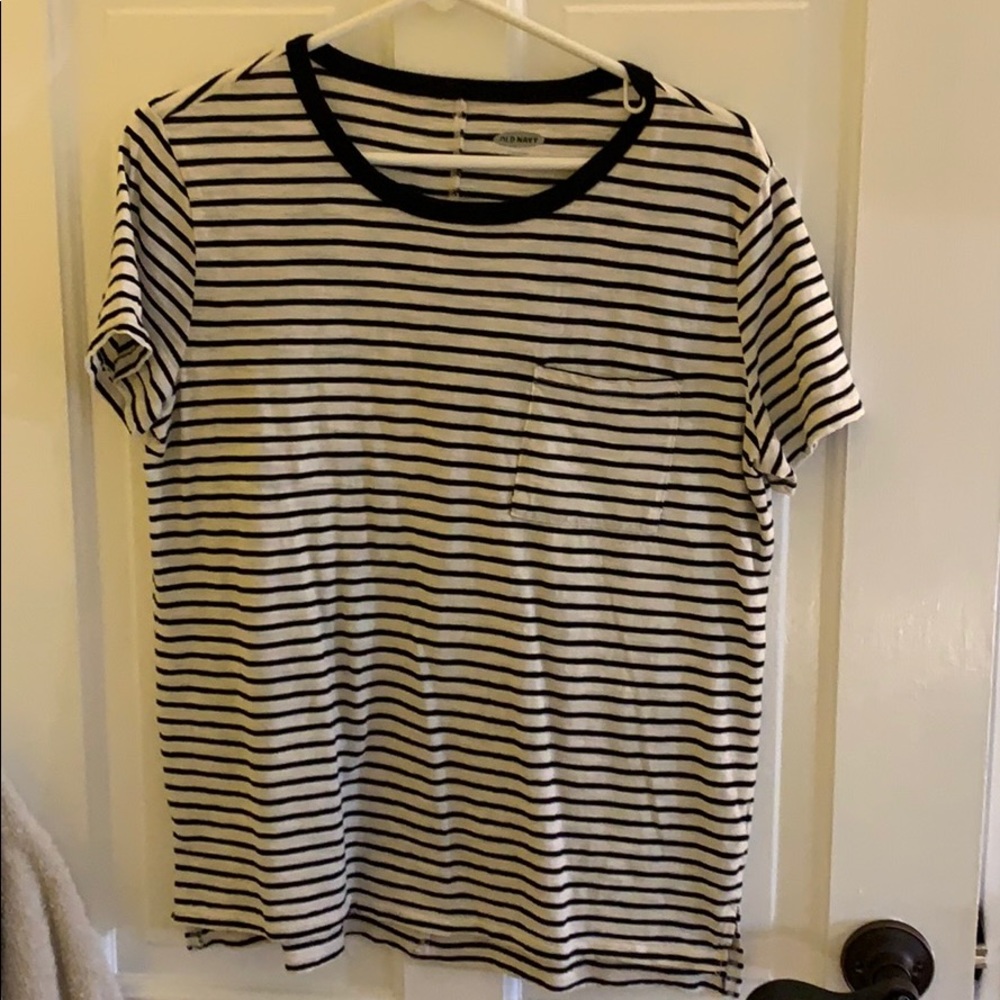 Black and white striped Tee